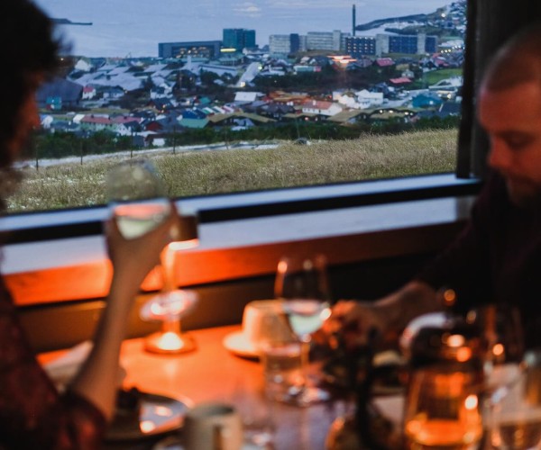 Ceļojums uz Fēru salām ar FlyMeAway